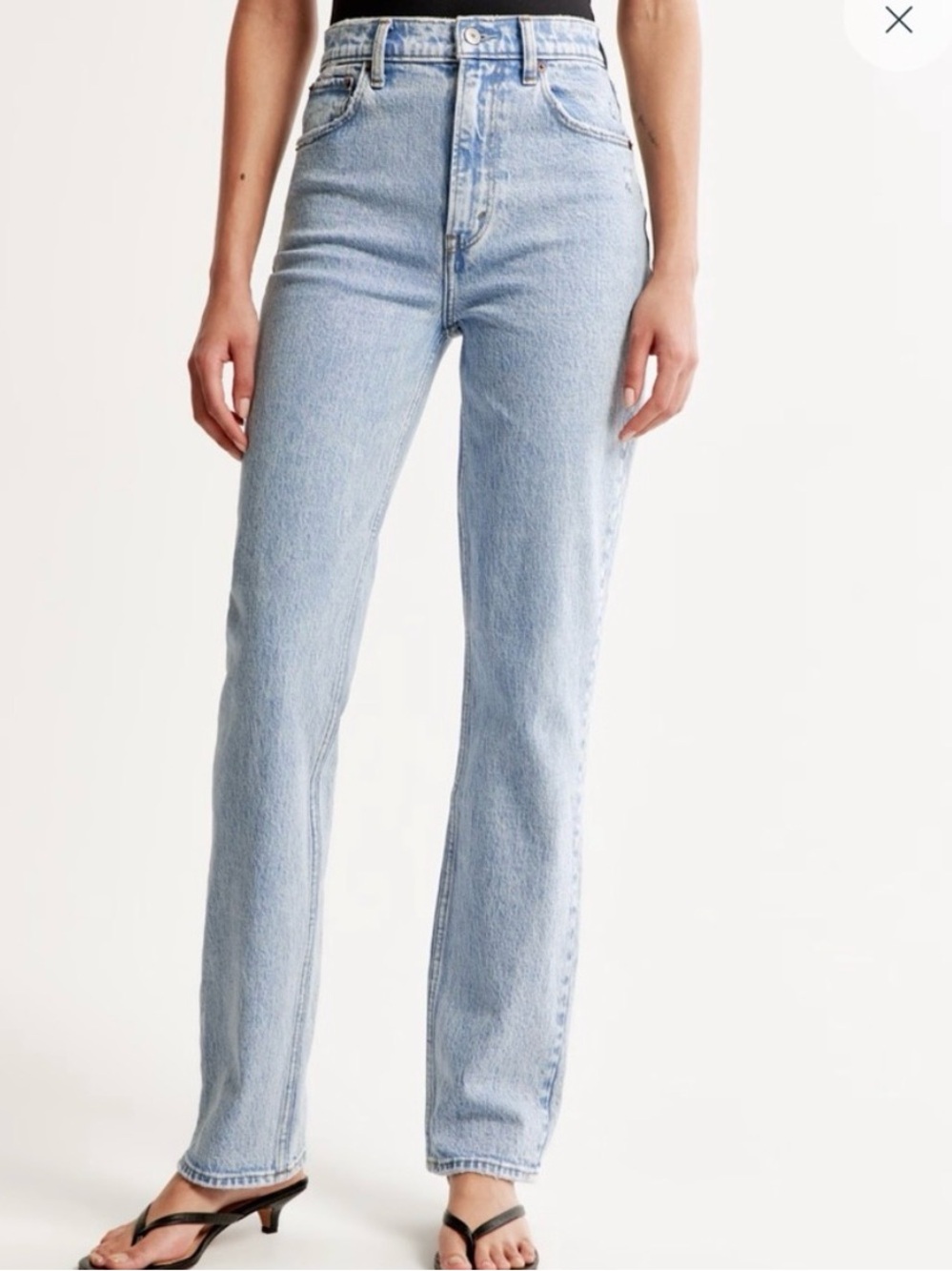 Abercrombie & Fitch Ultra High Rise 90s Straight Jean Light Wash Sz 28 / 6